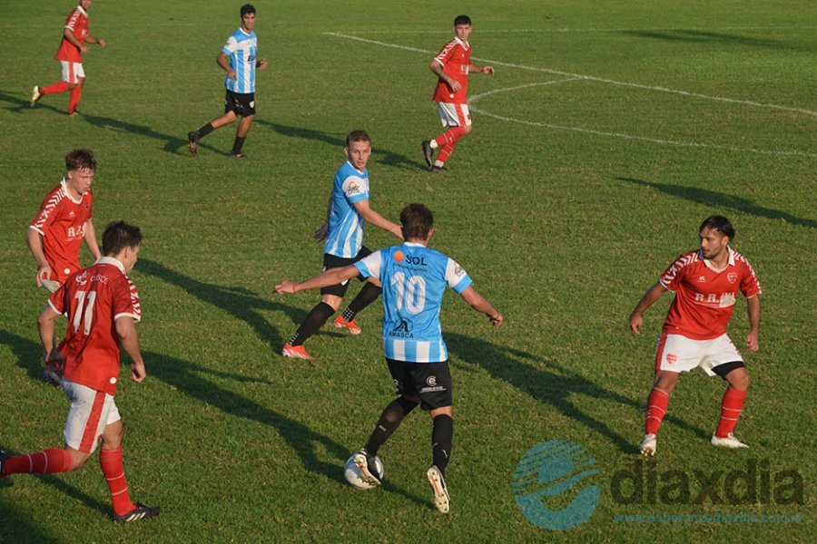 Mitre venció a Deportivo Elisa