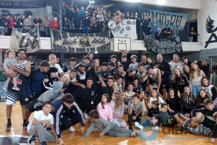 El festejo tras la trabajosa victoria