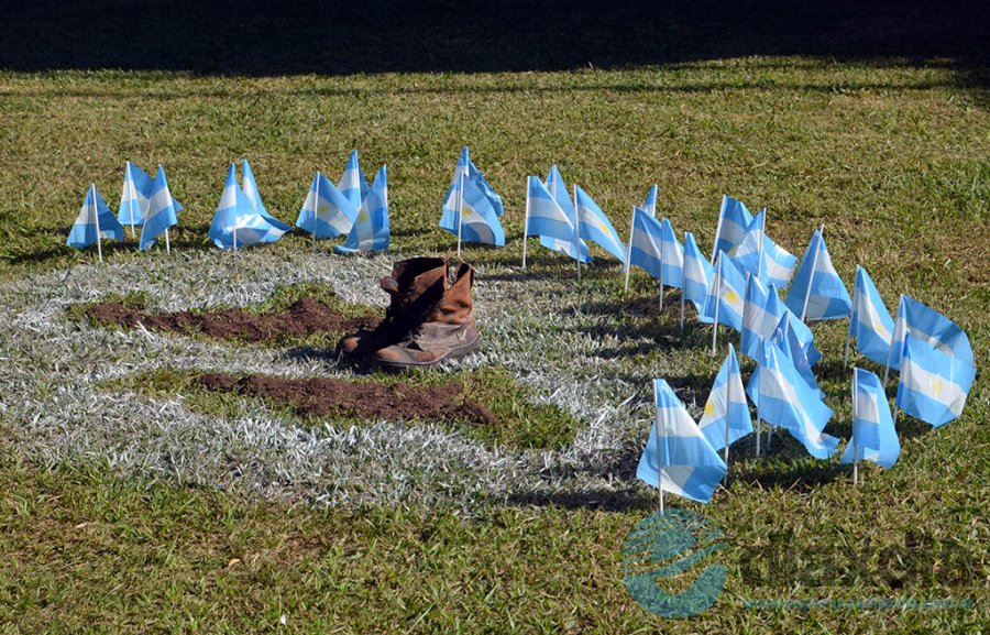 La emotiva representación de las islas y el recuerdo a los ausentes - Foto EDXD