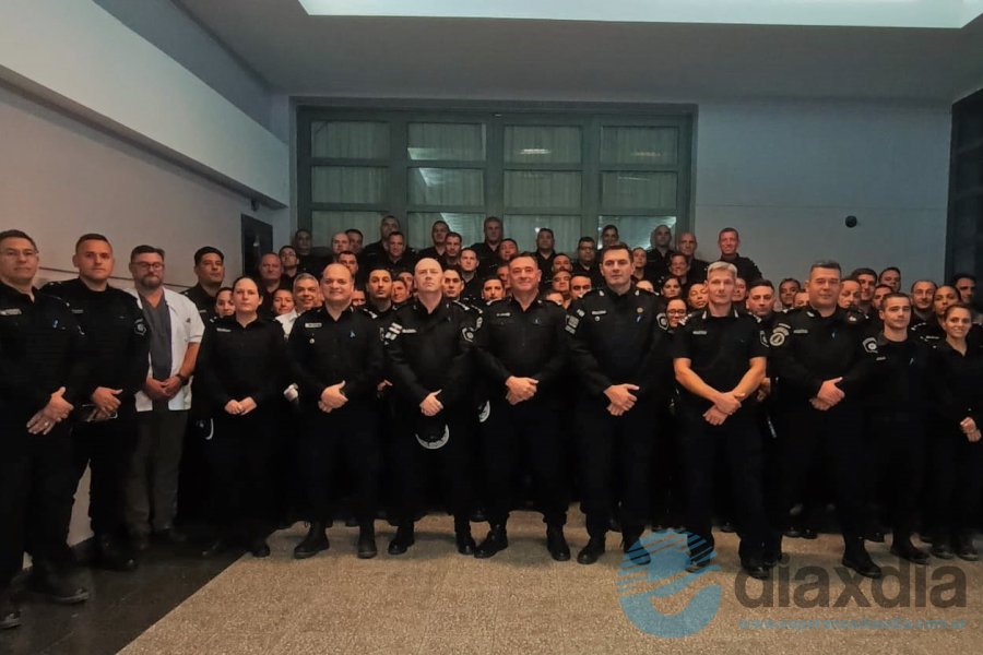 Las autoridades policiales durante la jornada