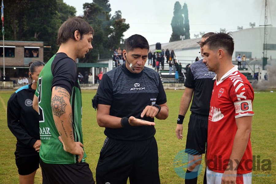El sorteo de Gómez con los capitanes