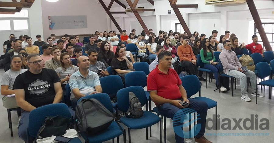 Los asistentes a la jornada - Prensa ITEC