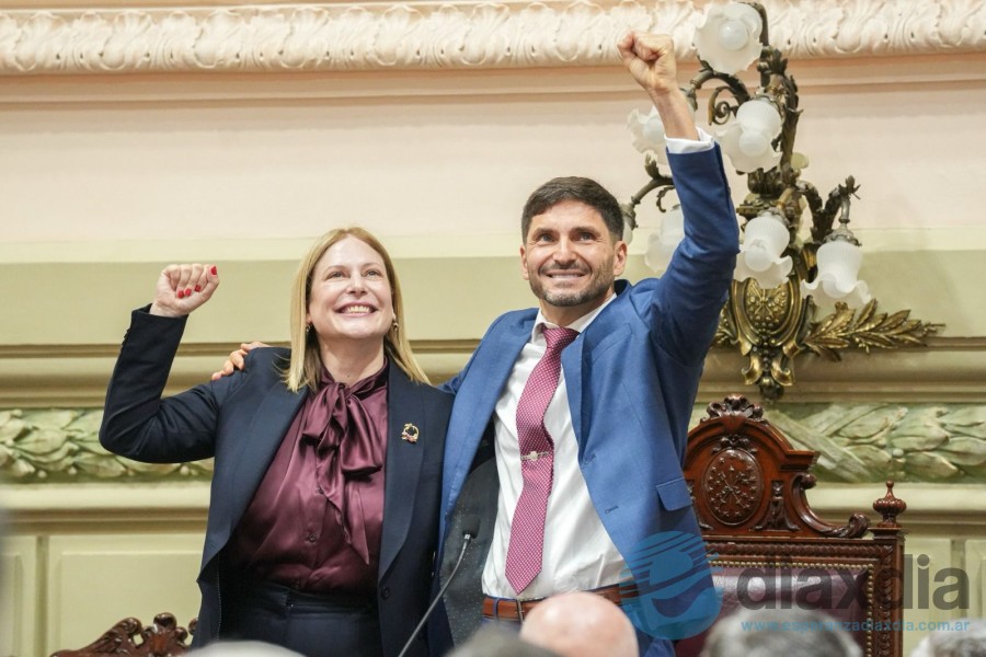 Pullaro y Scaglia en la Asamblea Legislativa - Prensa Gobernación