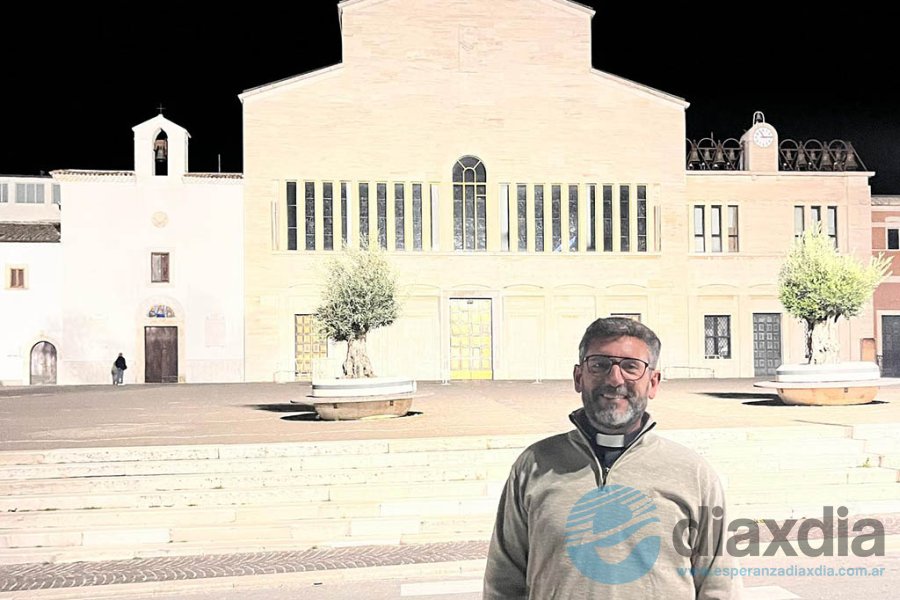 César frente a la primera capilla