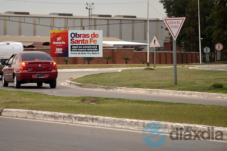 El cartel de anuncio de obra está hace meses