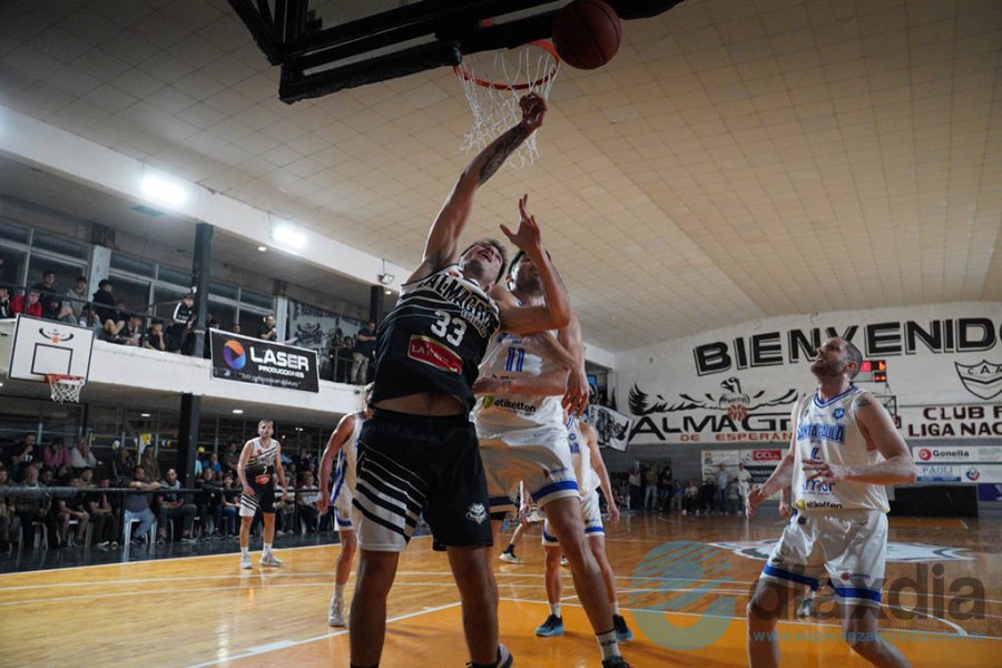 Almagro recibió a Santa Paula por la 14ta. fecha