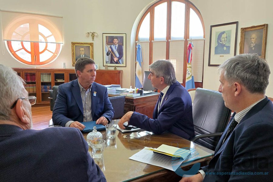 Pirola con Bastía y Olivares por obras públicas Pirola con Bastía y Olivares por obras públicas