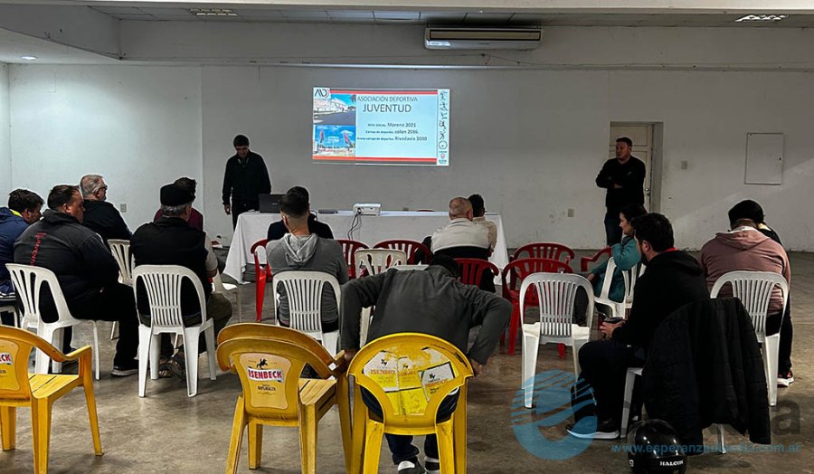 La Asamblea de Asociados donde se informó la novedad y se compartió el proyecto con los asociados // EDXD RRSS ADJuventud