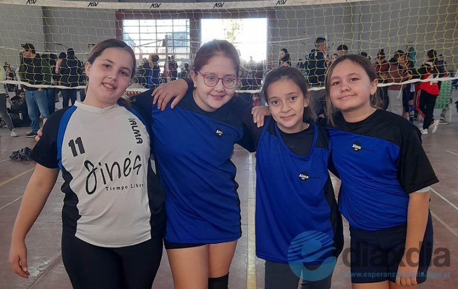 Algunas de las participantes del encuentro en Recreo - Foto Prensa Alma Juniors