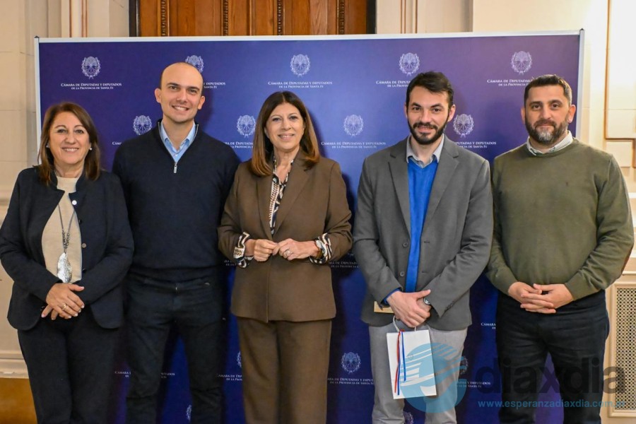 García y Cuvertino entre los participantes García y Cuvertino entre los participantes