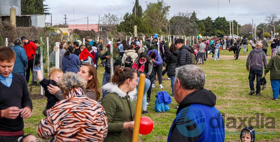 La plantación se realizó en un loteo ubicado al Este de ruta 6 - Foto Prensa Municipalidad de Esperanza