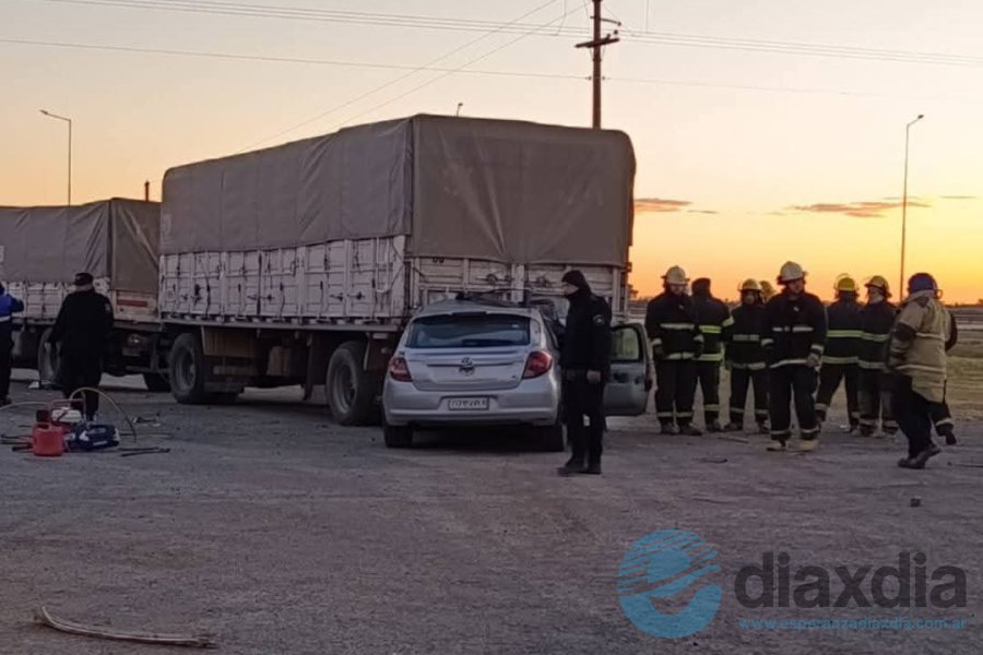 El fuerte impacto se produjo sobre la rotonda El fuerte impacto se produjo sobre la rotonda