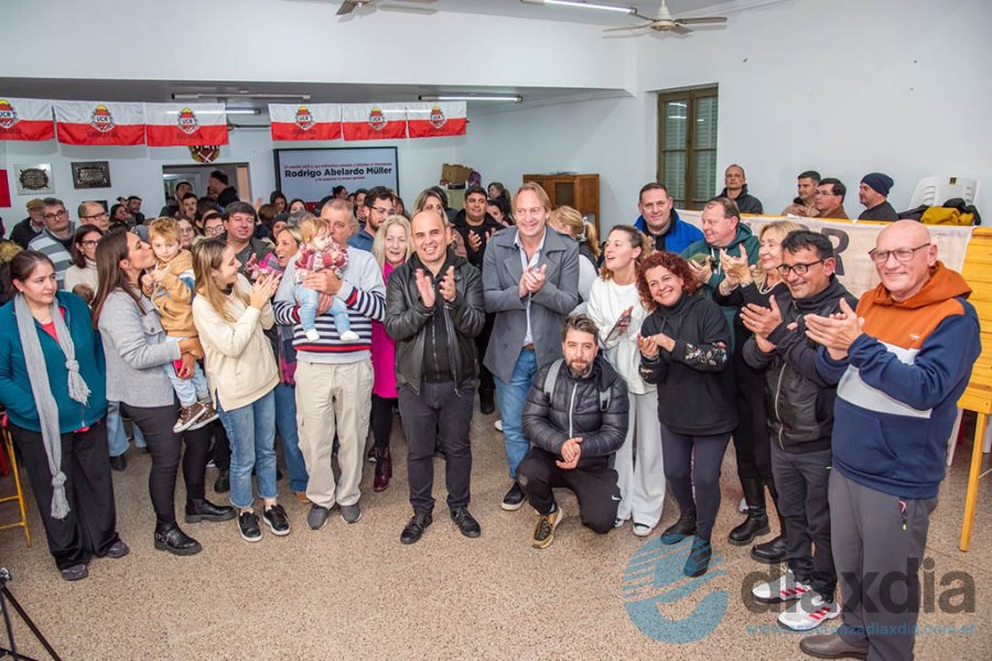 El festejo en la sede radical tras las elecciones El festejo en la sede radical tras las elecciones