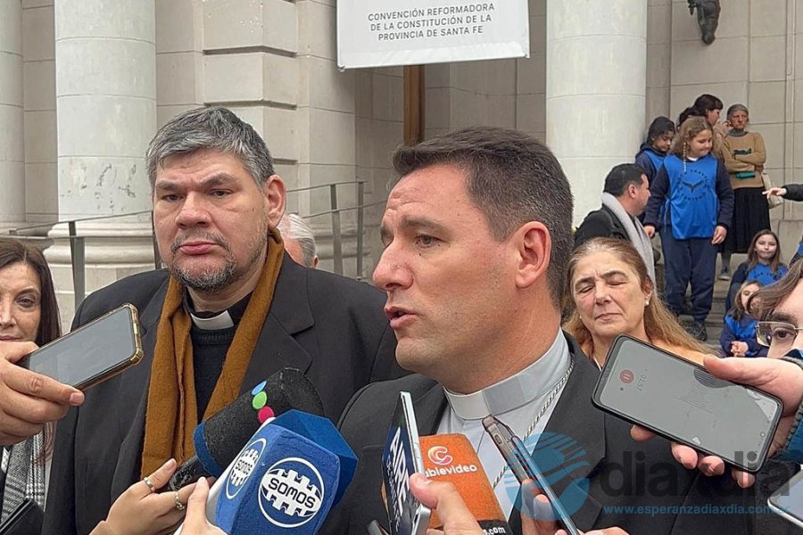 El obispo auxiliar Matías Vecino en declaraciones