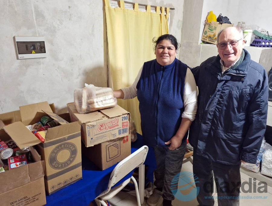 Integrantes del Rotary Club entregaron la donación de alimentos a Cachito de Pan - Rotary Club