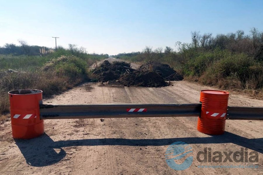 Desde hace 20 días el tránsito está cortado en R10