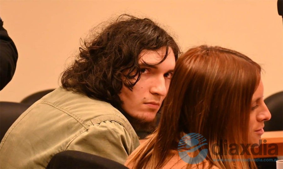 Kunz fue trasladado de Coronda a Tribunales en la primera audiencia del juicio y ayer declaró por teleconferencia - Foto El Litoral