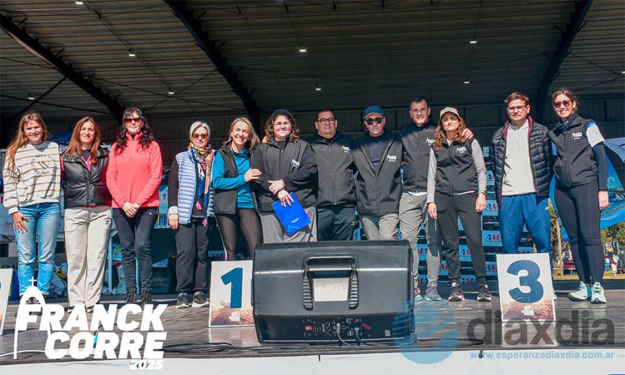 La premiación cerró una gran jornada deportiva // RR SS Comuna Franck
