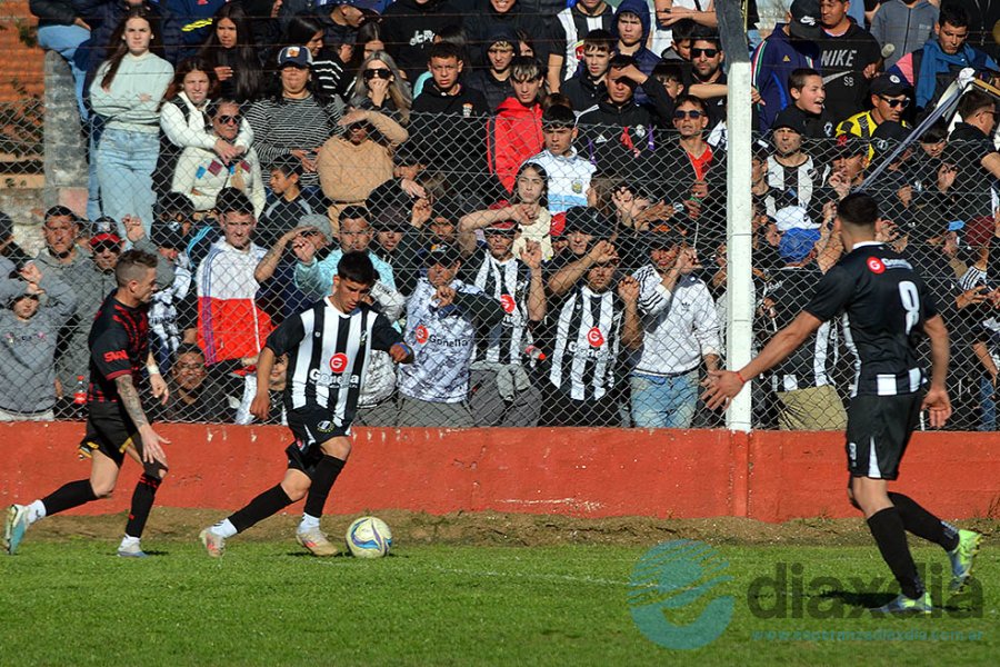 Juventud y Sportivo igualaron sin goles