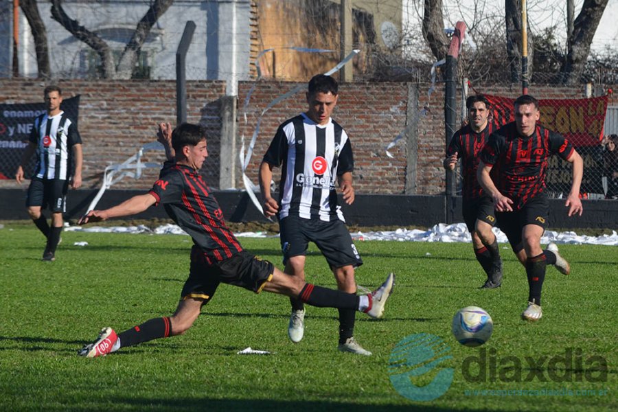 Juventud y Sportivo igualaron sin goles
