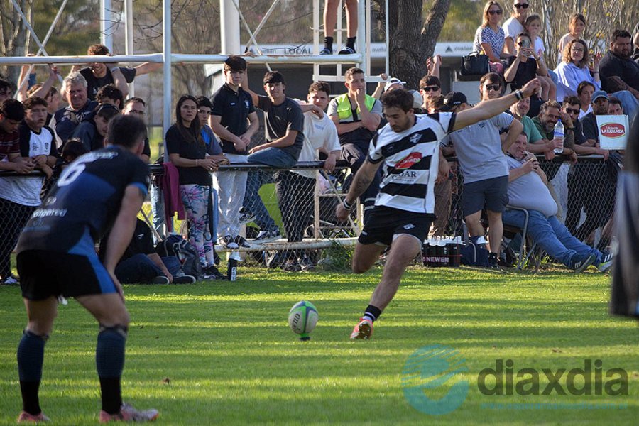 Alma Juniors ganó en el Polideportivo