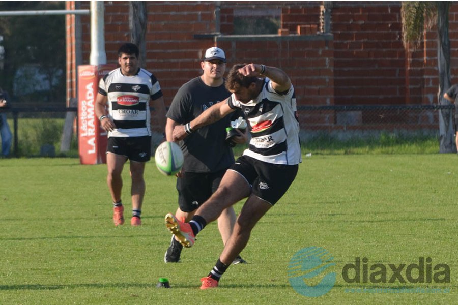 Alma Juniors ganó en el Polideportivo
