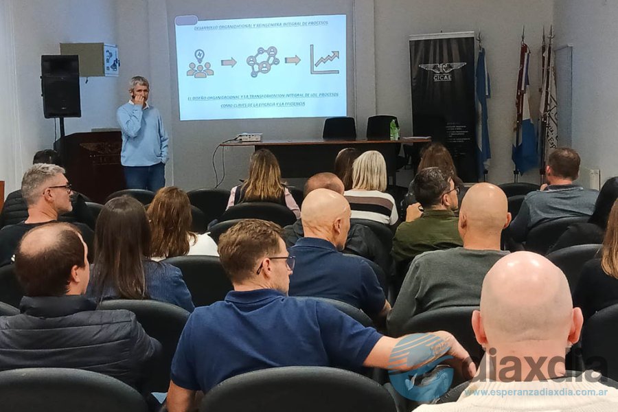 El taller se desarrolló en el Cicae El taller se desarrolló en el Cicae