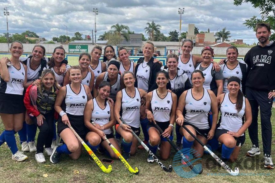 El equipo de mamis de Alma Juniors El equipo de mamis de Alma Juniors