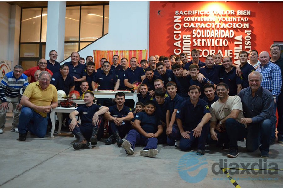 Los participantes de la cena aniversario